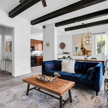 Remodeled Desert Hideaway #A
